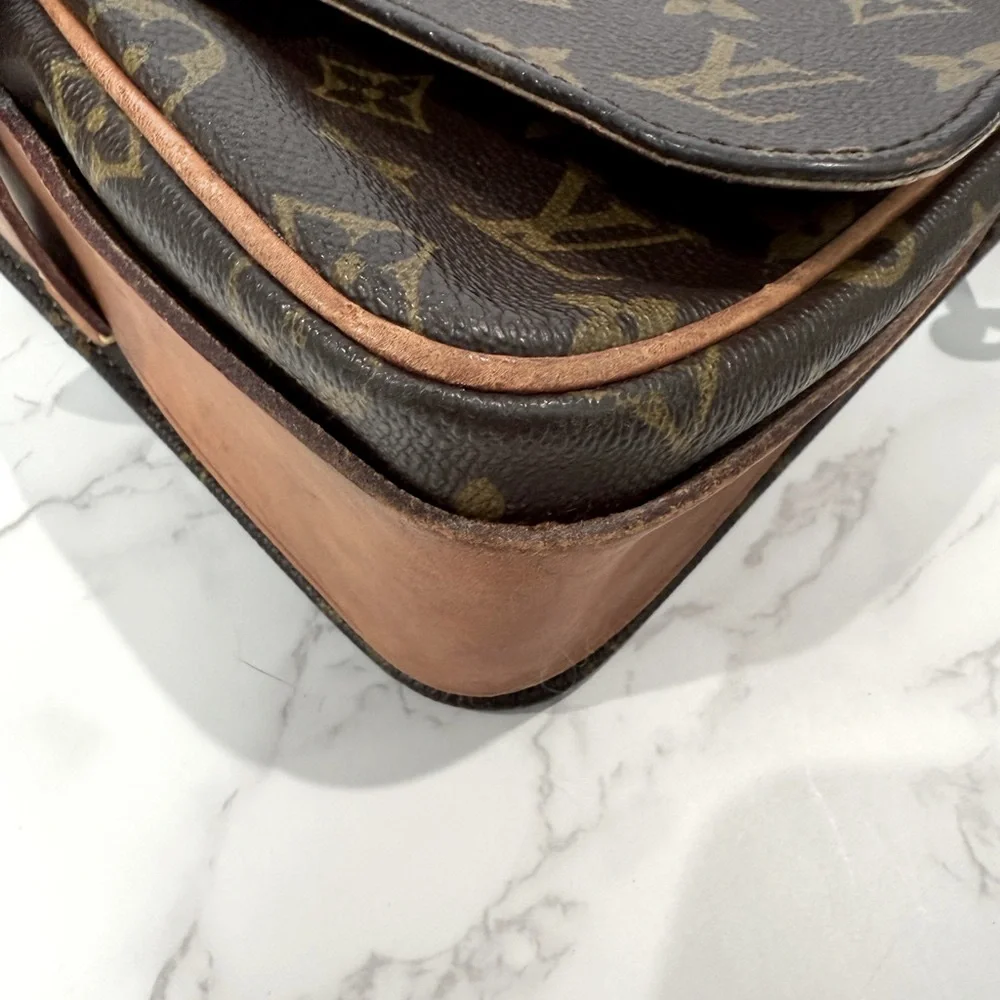 Louis Vuitton Cartouchière MM Crossbody Bag – Vintage Monogram 1982 + COA - Picture 14 of 16